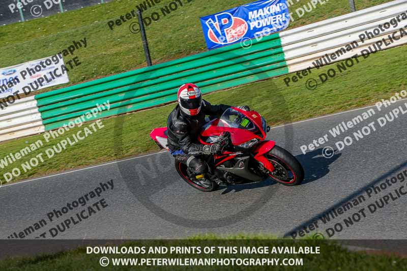 PJM Wedding Photography;enduro digital images;event digital images;eventdigitalimages;mallory park;mallory park photographs;mallory park trackday;mallory park trackday photographs;no limits trackdays;peter wileman photography;racing digital images;trackday digital images;trackday photos